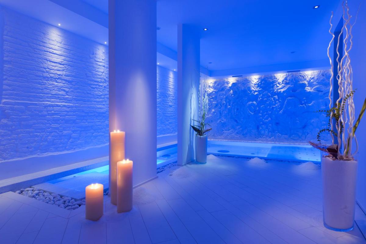 Hotel Regina Elena 57 & Oro Bianco SPA - Housity
