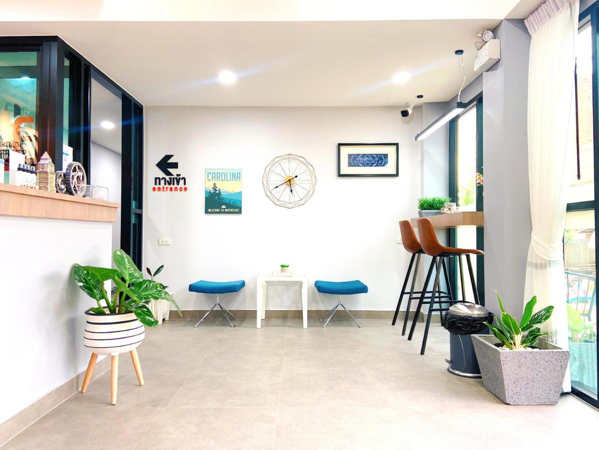 Suitetrails - The Hub Hotel & Fitness Surin