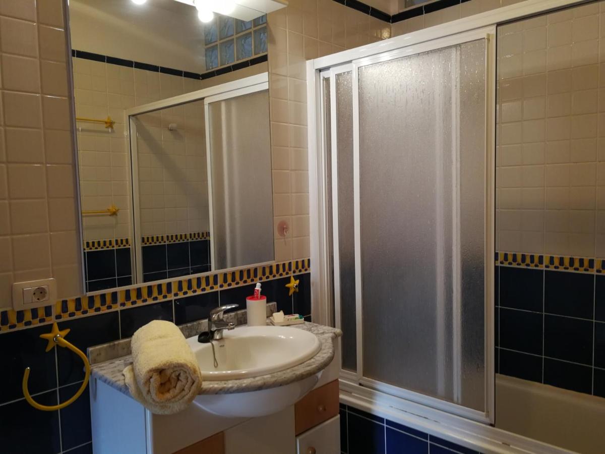 Suitetrails - WELCOME TO DISCOVER THE MAGIC AMAZING TENERIFE !! PRIVATE BATH NICE BREAKAST WF :)
