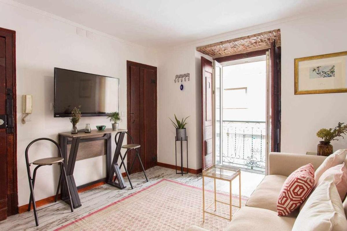 The Princeling's Getaway - Housity