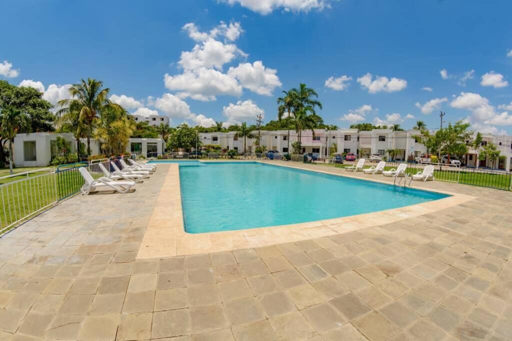 Suitetrails - Departamento Planta Baja con parqueo en Condominio