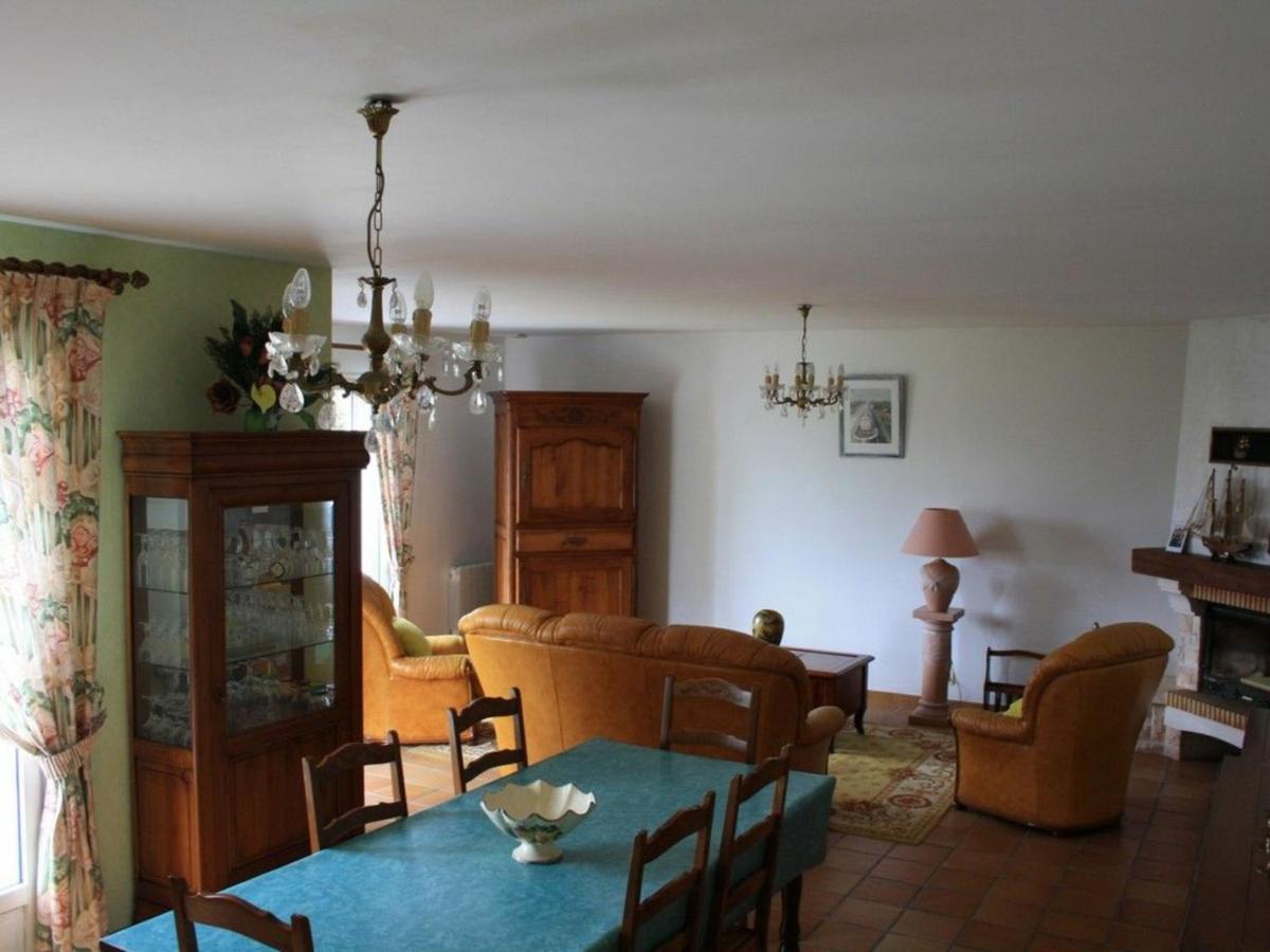 Gîte Bouin, 5 pièces, 6 personnes - FR-1-426-129 - Housity