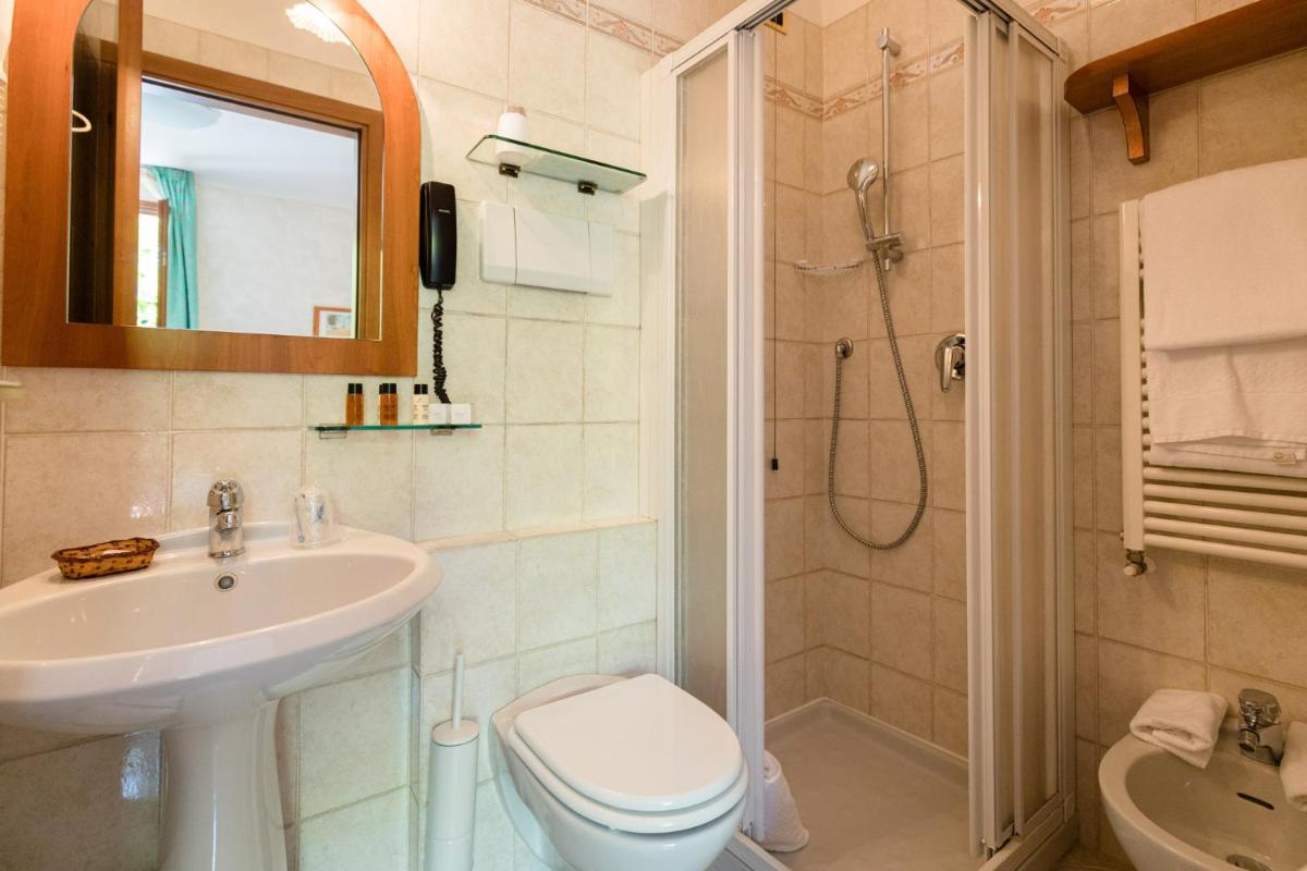 Hotel Corte Regina - Housity