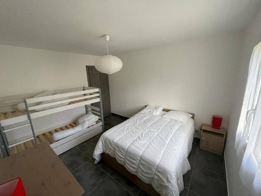 Suitetrails - House for 6 people in Santa Lucia di Moriani