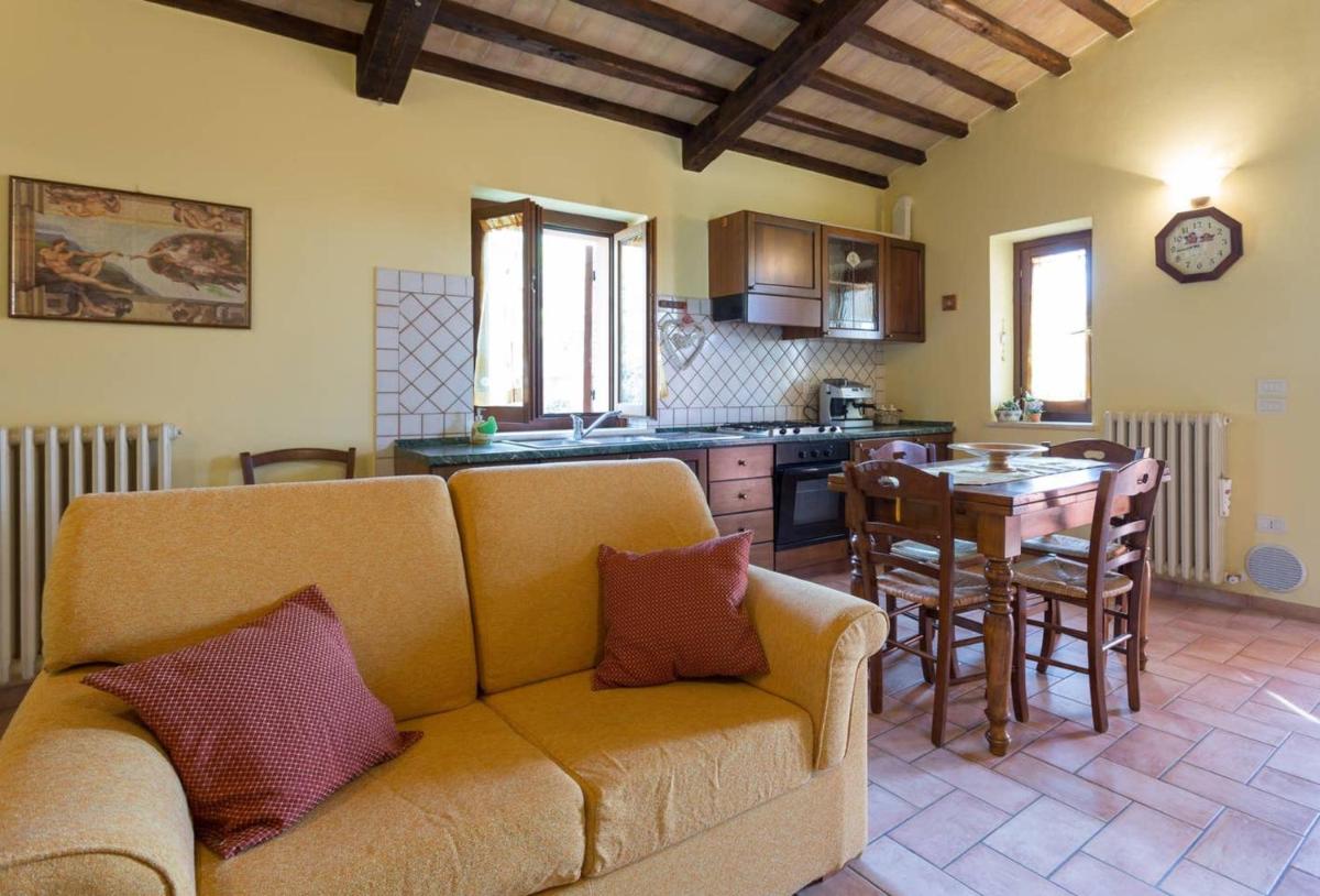 One bedroom house with city view enclosed garden and wifi at San Vitale - Housity