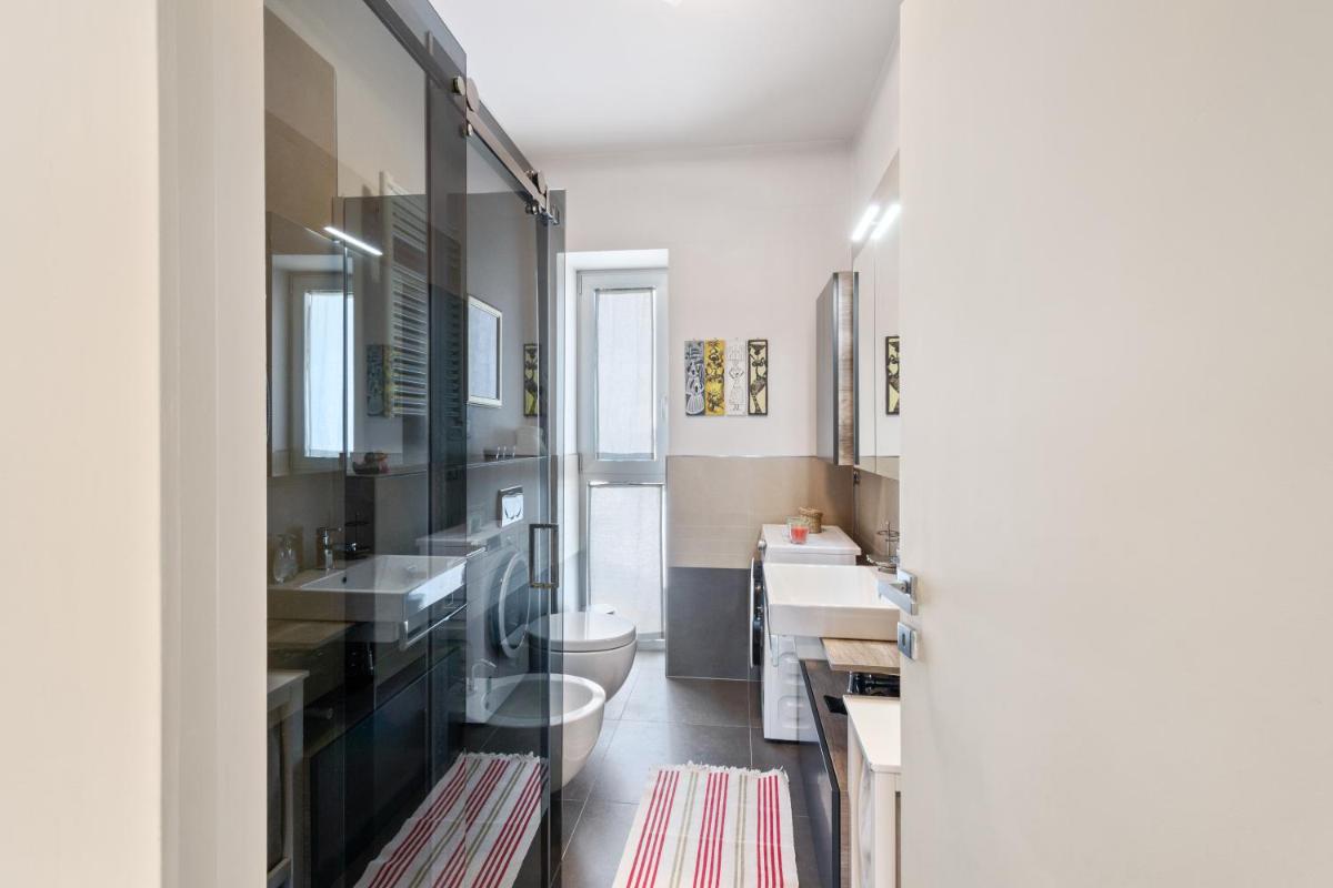 Suitetrails - Parma Railway Station Apartment