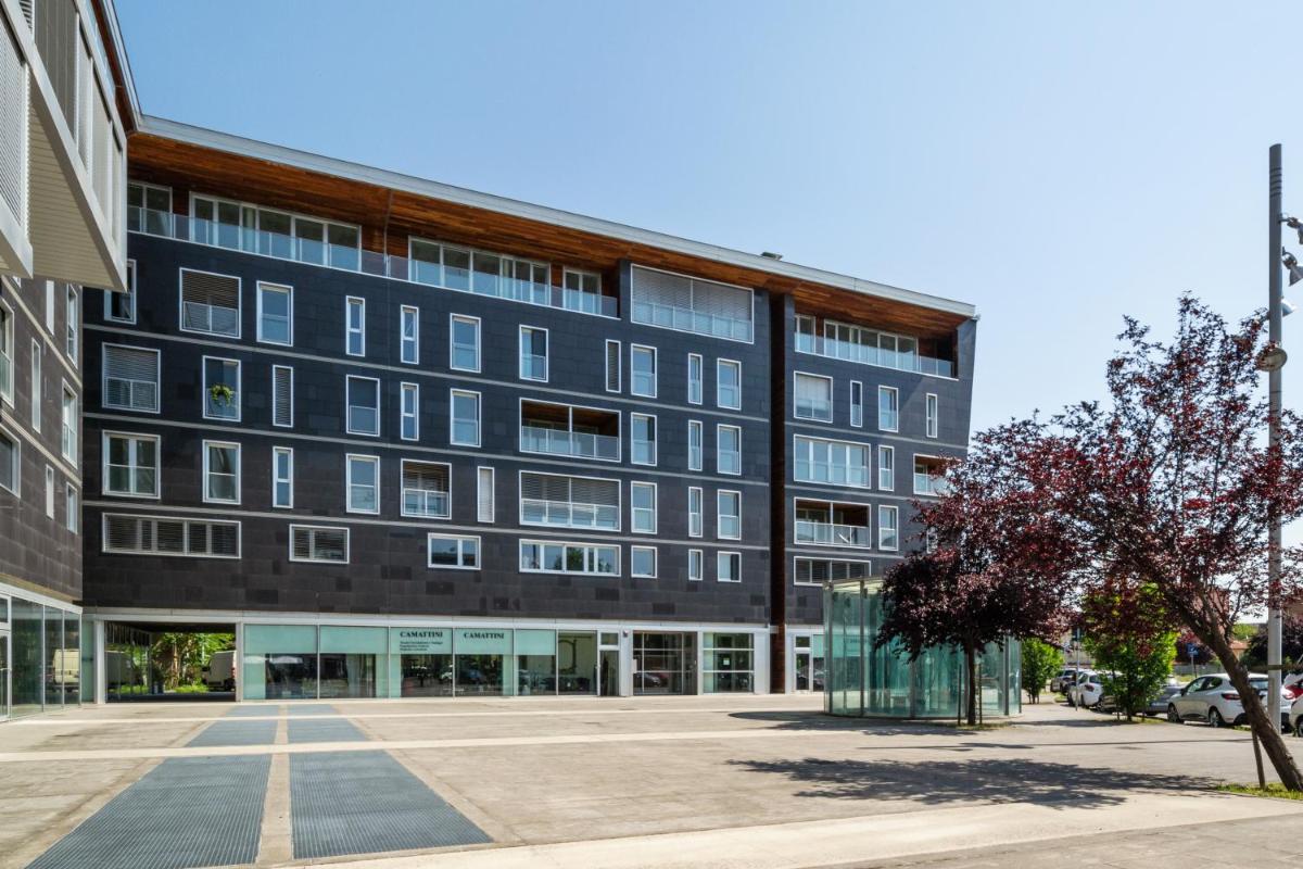 Suitetrails - Parma Railway Station Apartment