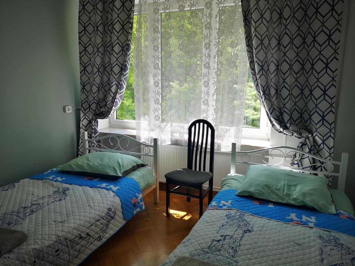 Mira Rent House - Housity