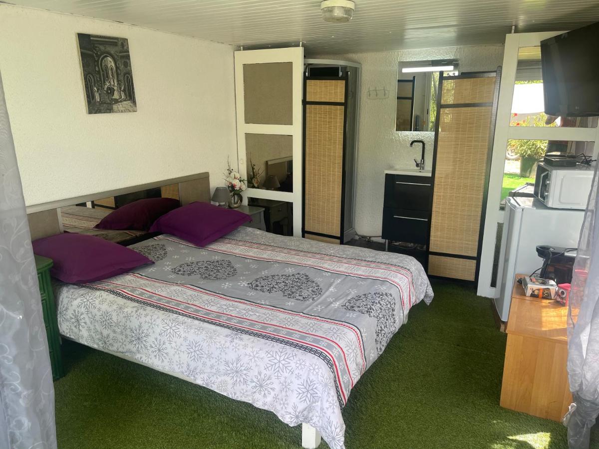 Suitetrails - Studio belle vue, jacuzzi, piscine, terrasse avec vue, climatisé
