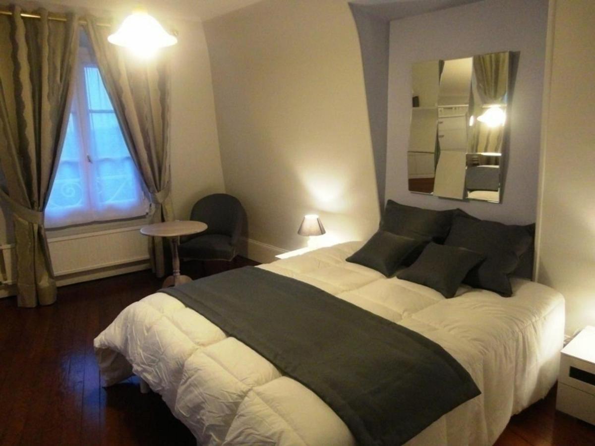 Appartement Lassay-les-Châteaux, 2 pièces, 2 personnes - FR-1-600-29 - Housity