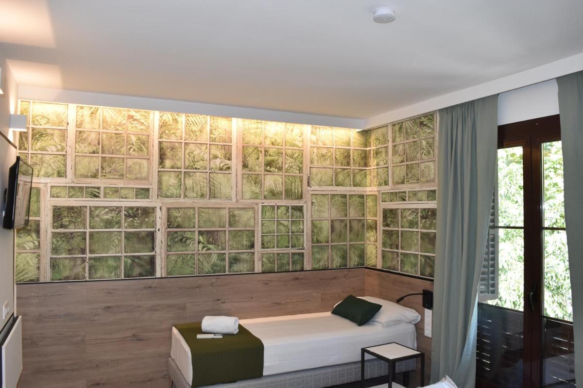 Casp Green House - Housity
