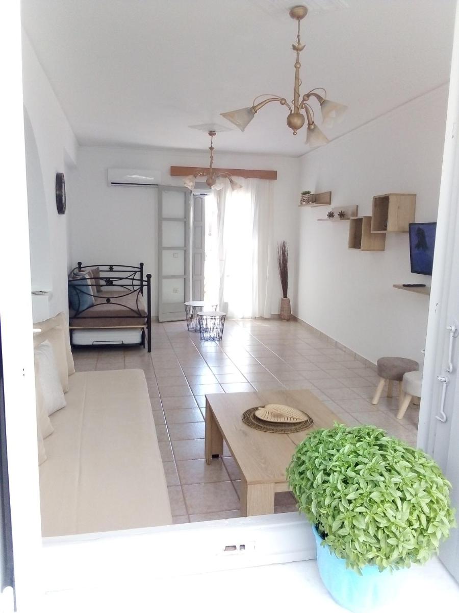 Suitetrails - 'Naxian family apartment'