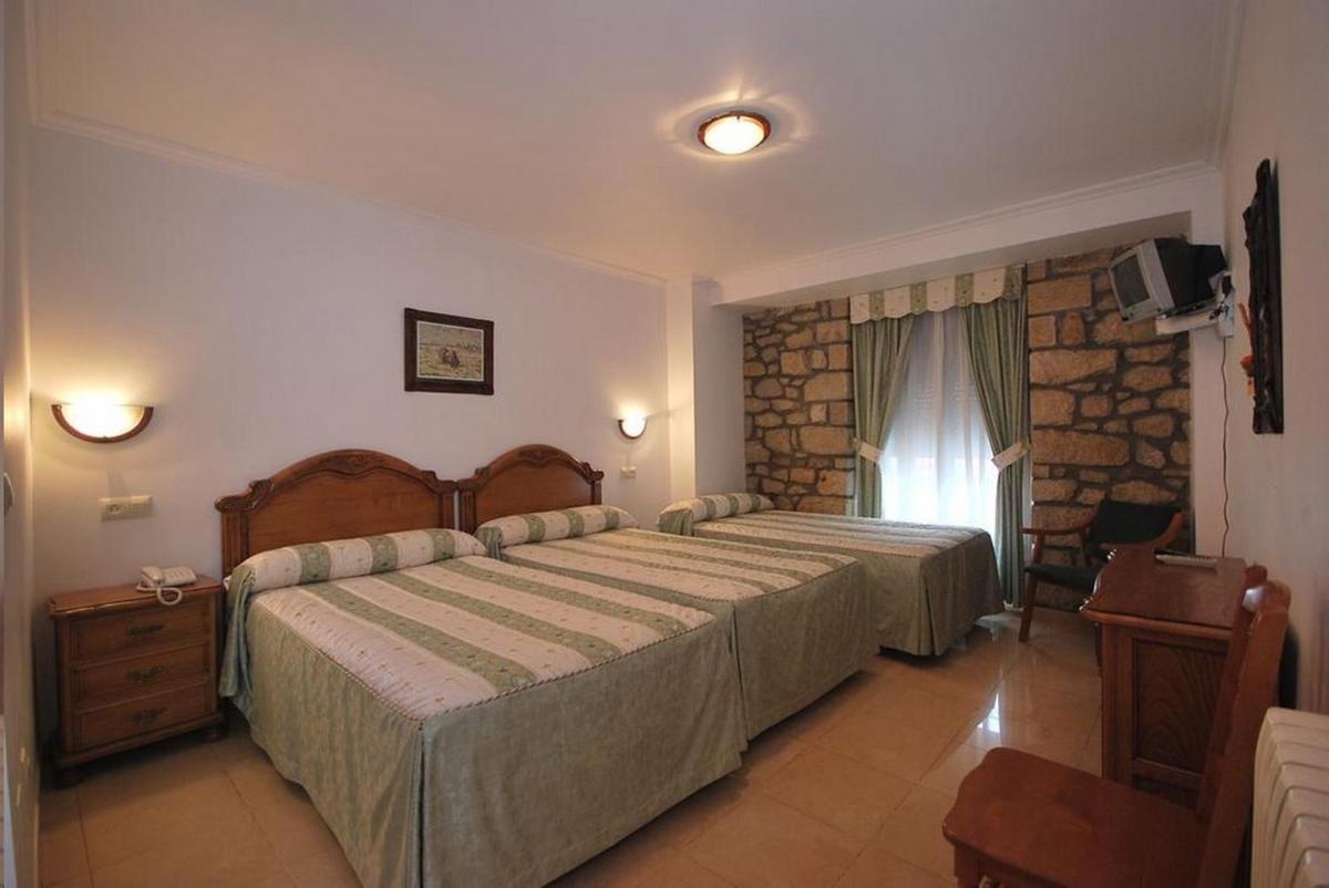 Hotel El Tilo - Housity