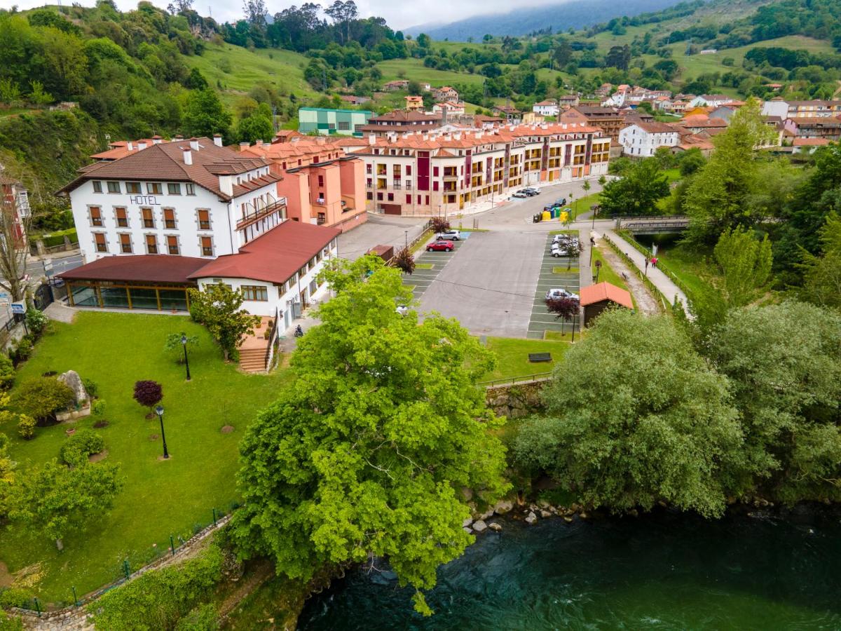 Hotel El Tilo - Housity