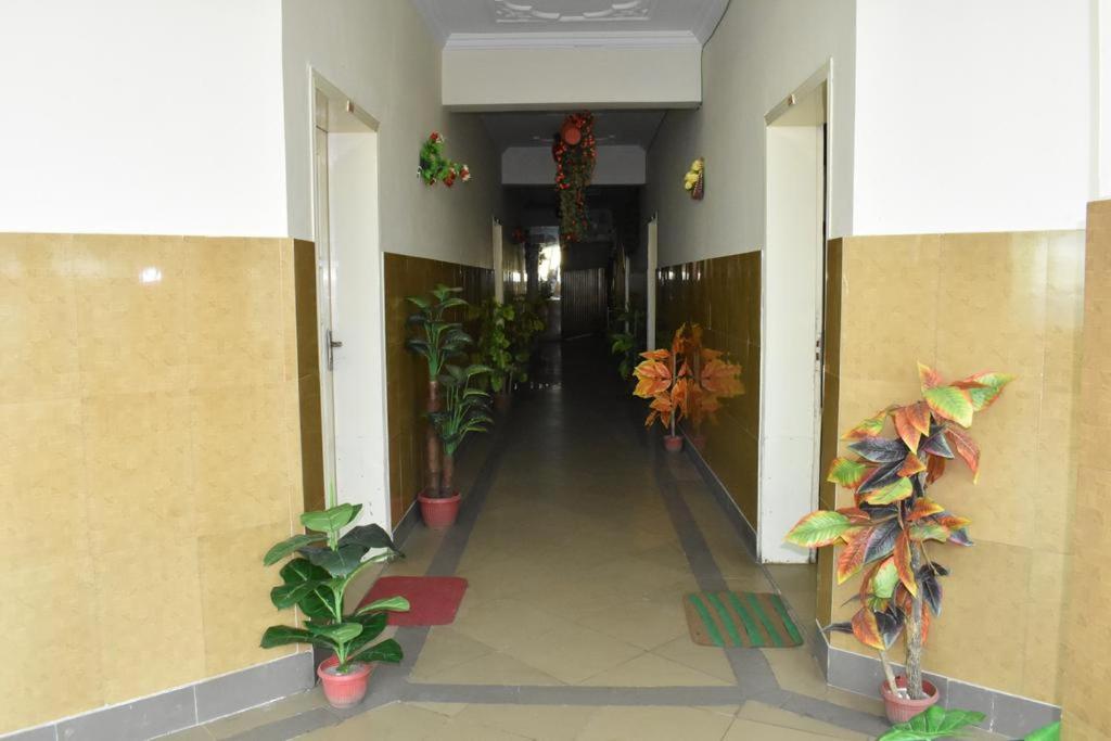 Suitetrails - Hotel Summer Palace