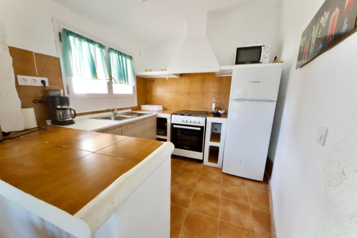 Caseta Teresina - Mas den Curto - Housity
