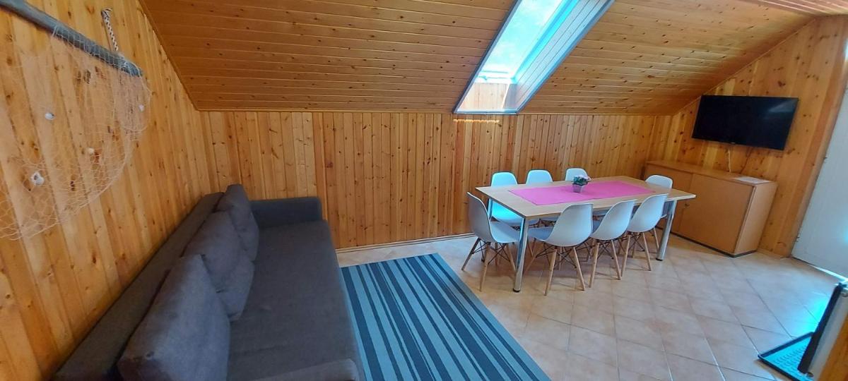 Suitetrails - Gesztenyés Apartmanház Tiszaalpár