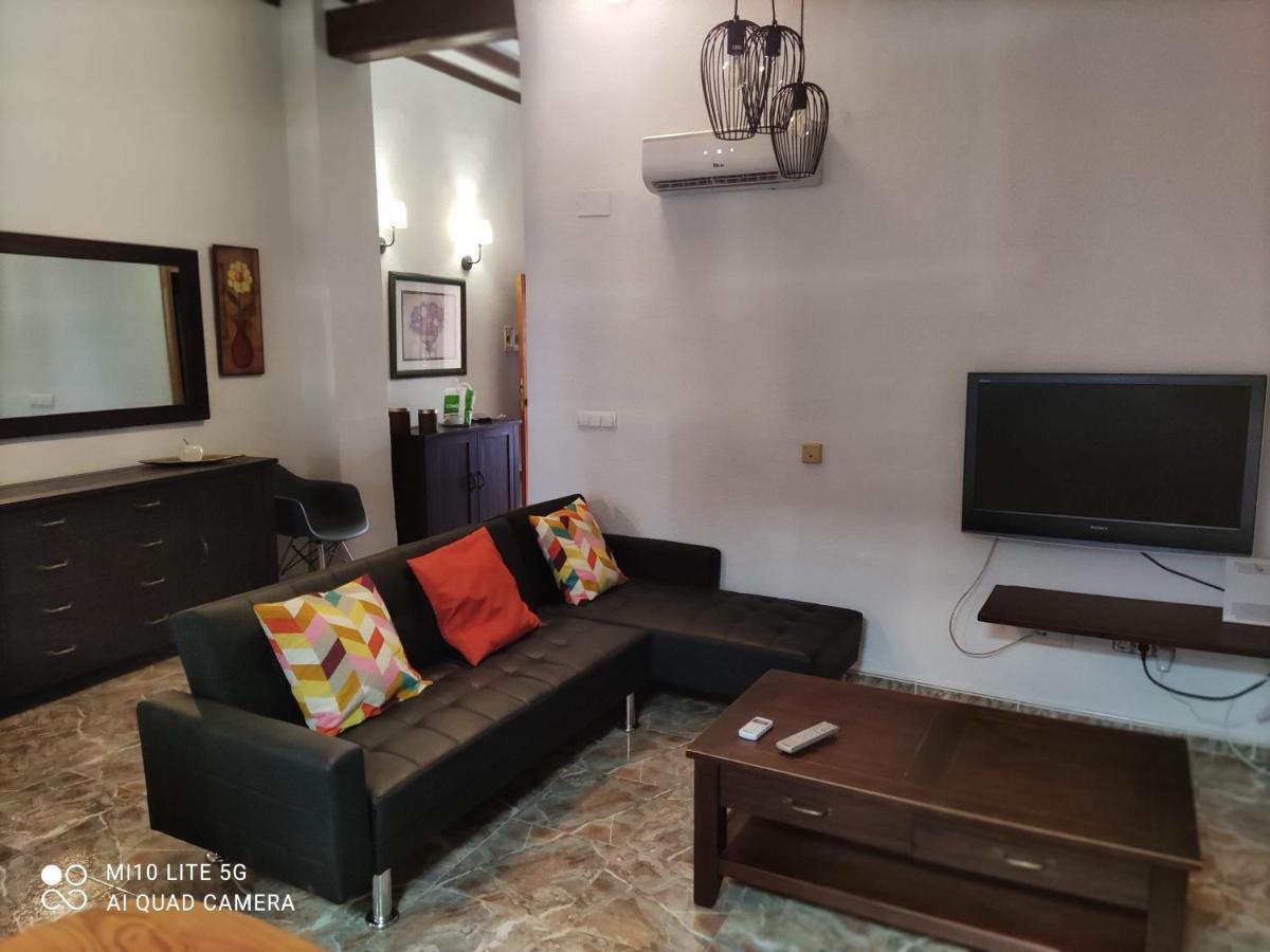 Casa Cerca de Playa Gandia , Denia , Oliva y Benidorm - Housity