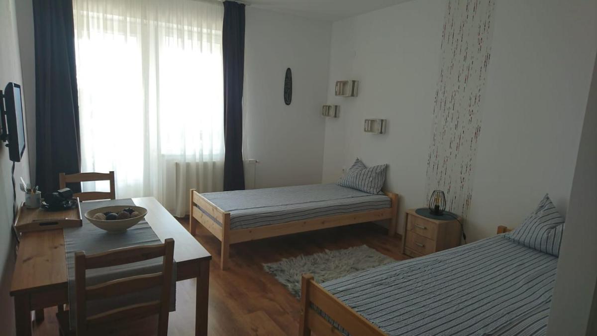 Casa cu flori - Housity
