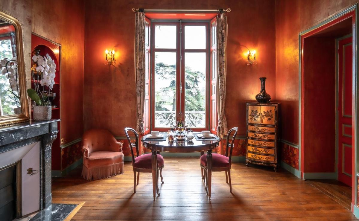 Suitetrails - Bed & Breakfast Château Les Orchidées SAUMUR