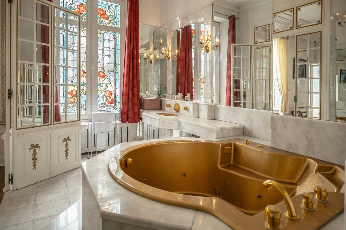 Suitetrails - Bed & Breakfast Château Les Orchidées SAUMUR
