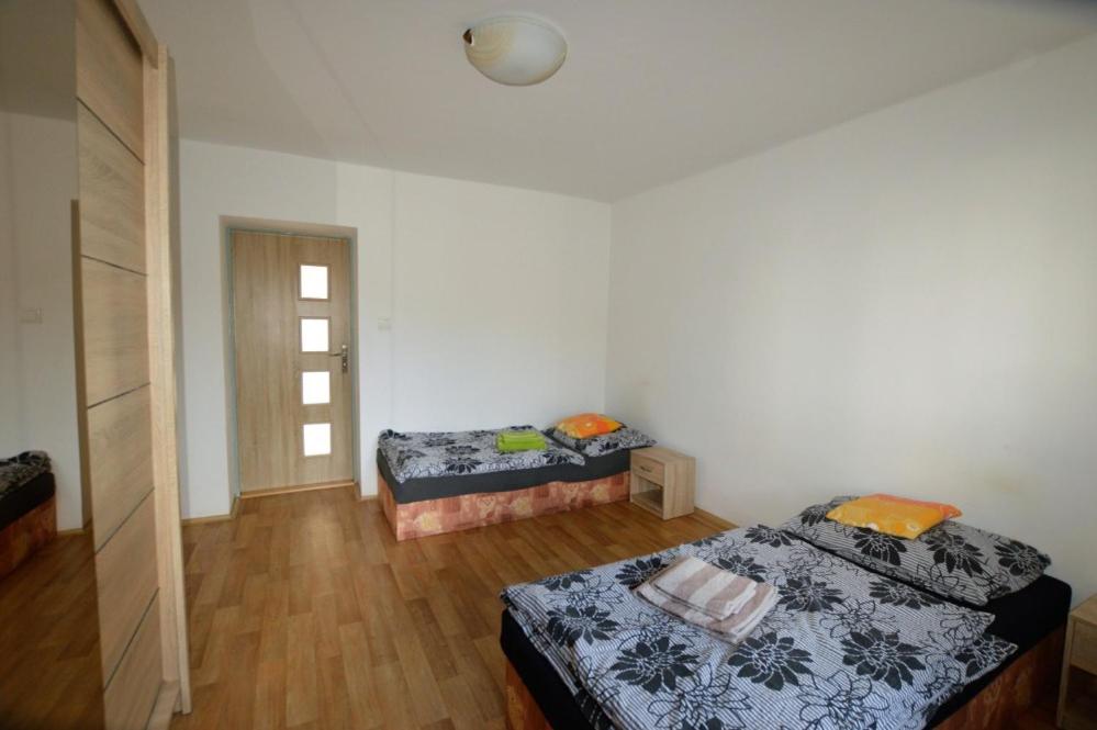 Apartmány - Školní - Housity