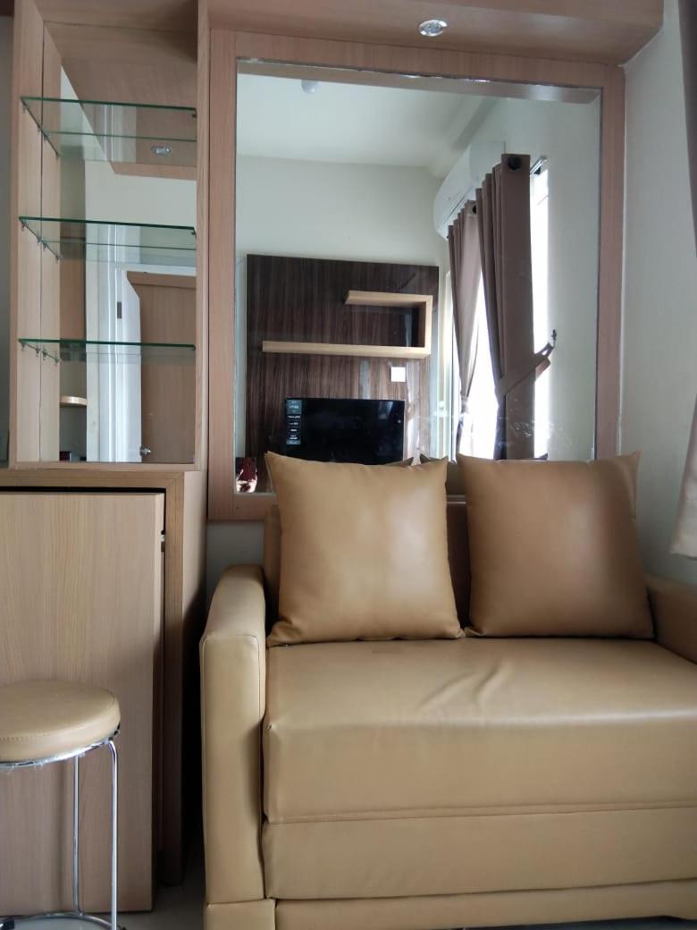 Suitetrails - Apartemen Green Pramuka City