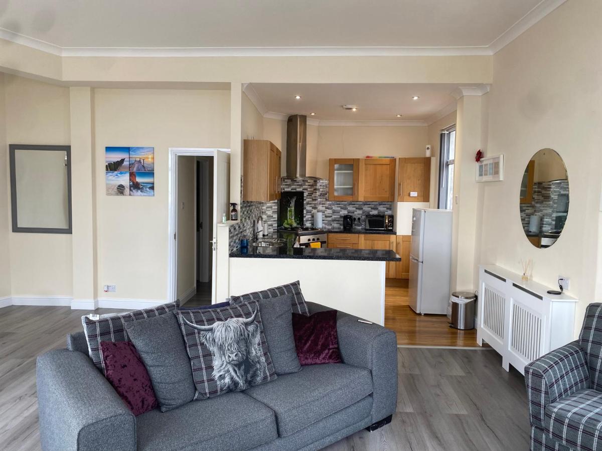 Redcar Seaview Apartments - Housity