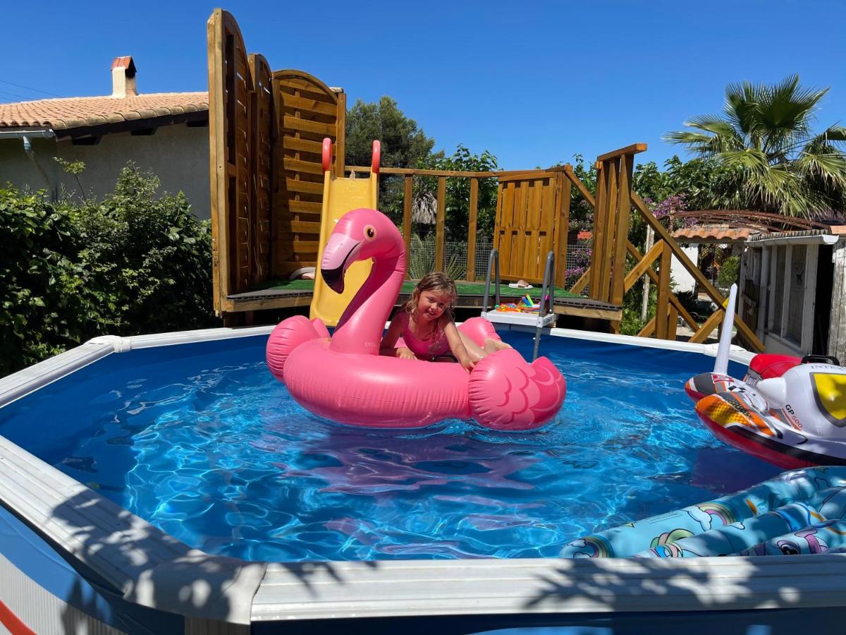 Suitetrails - Studio belle vue, jacuzzi, piscine, terrasse avec vue, climatisé