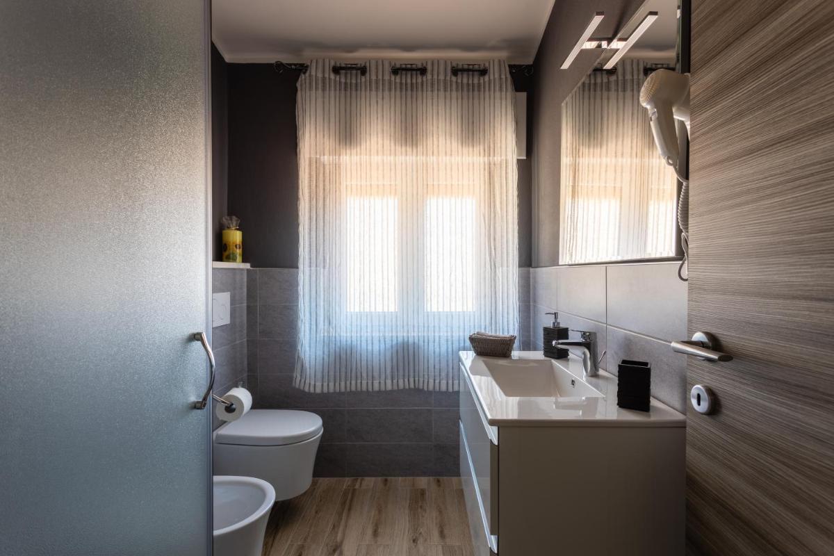 Cadoni Guest House - Housity