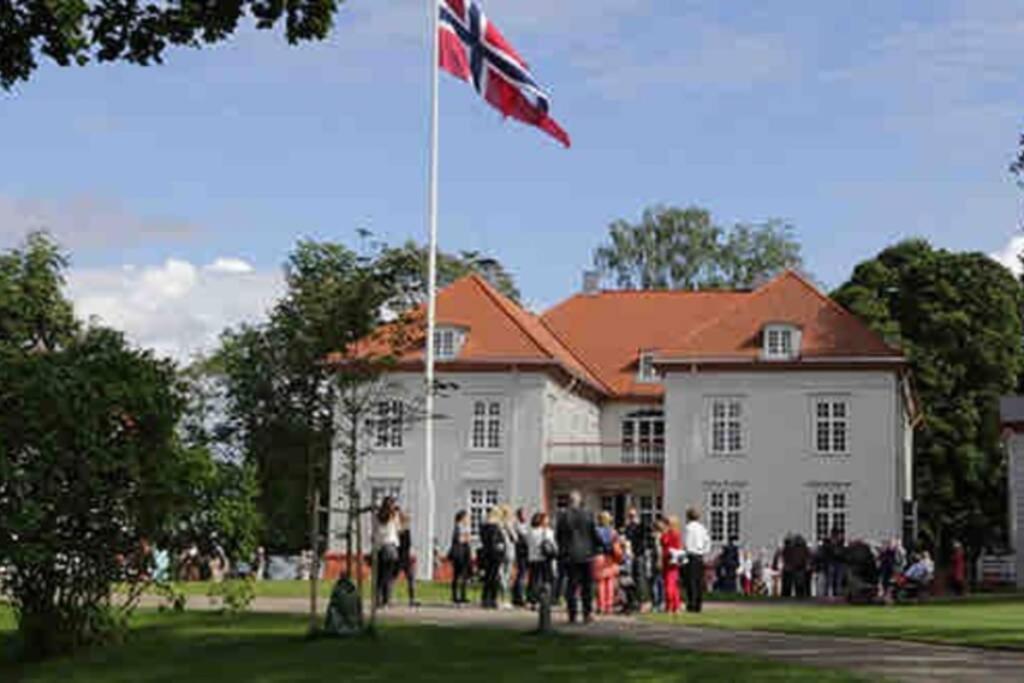 Suitetrails - Third floor apartment 10 minutes from Oslo