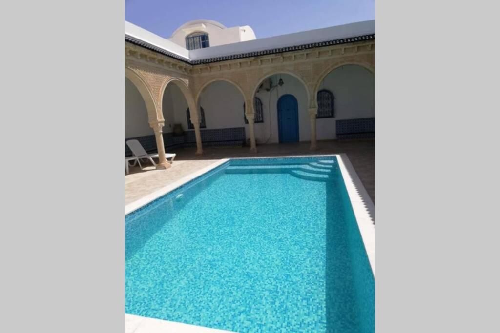 Suitetrails - Maison typiques (houche) avec piscine