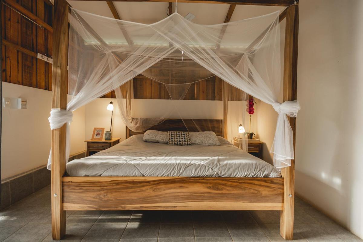 Calalas Lodge - Housity