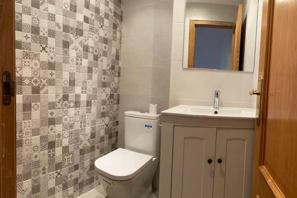 Suitetrails - Piso en Gandia 148 m2 con ascensor ,4 hab