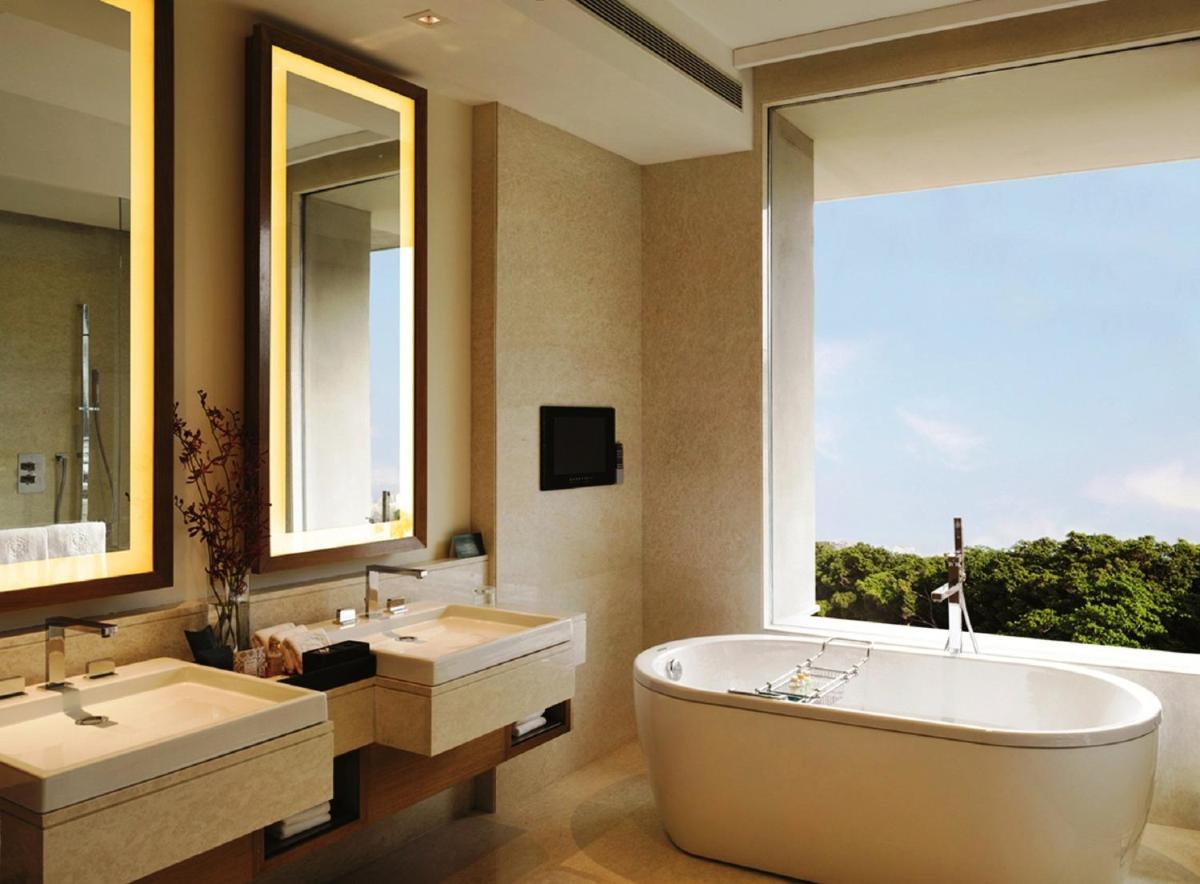 Suitetrails - The Oberoi Gurgaon