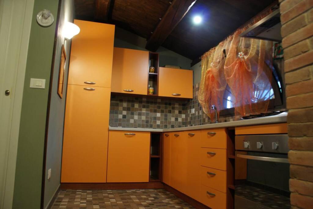 Girasole - Villa Emilia - Housity
