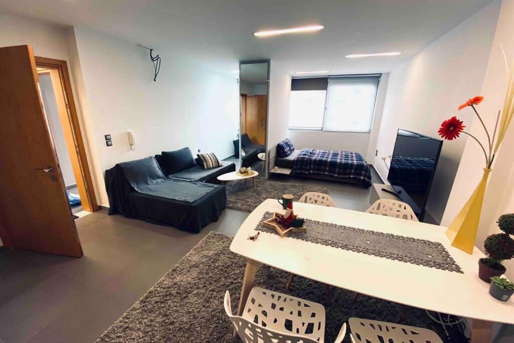 Suitetrails - Hitech Appartment