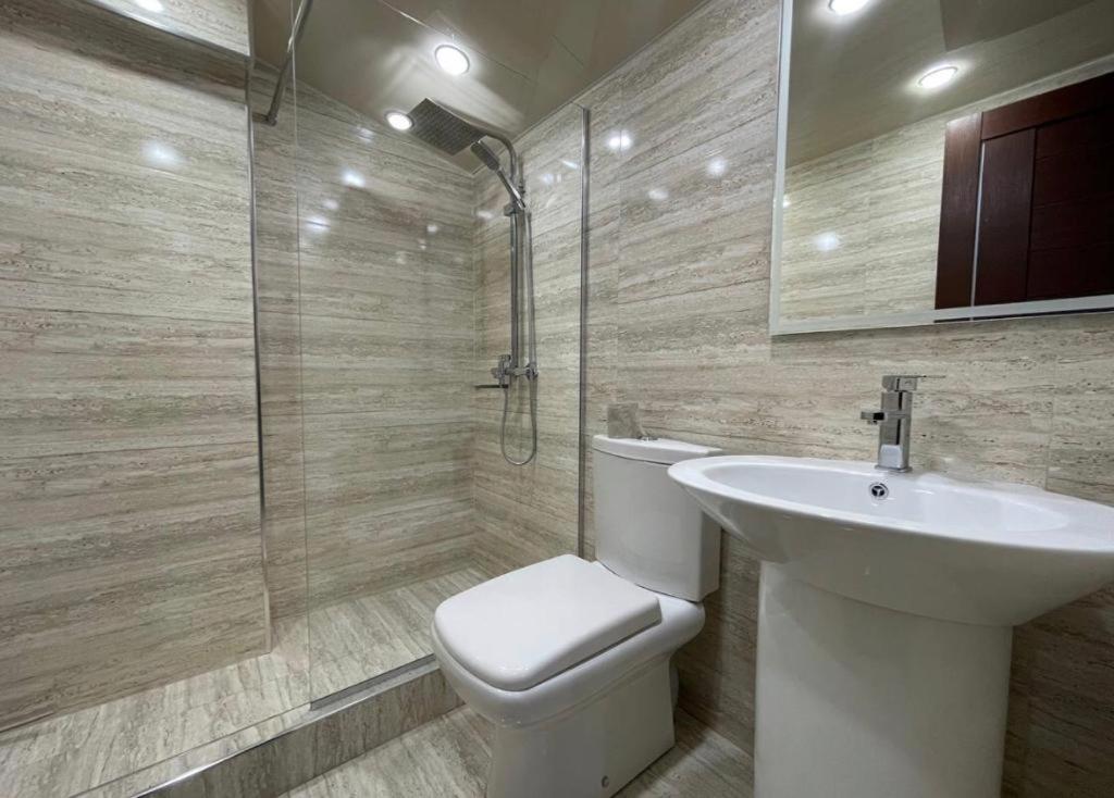 - - Housity