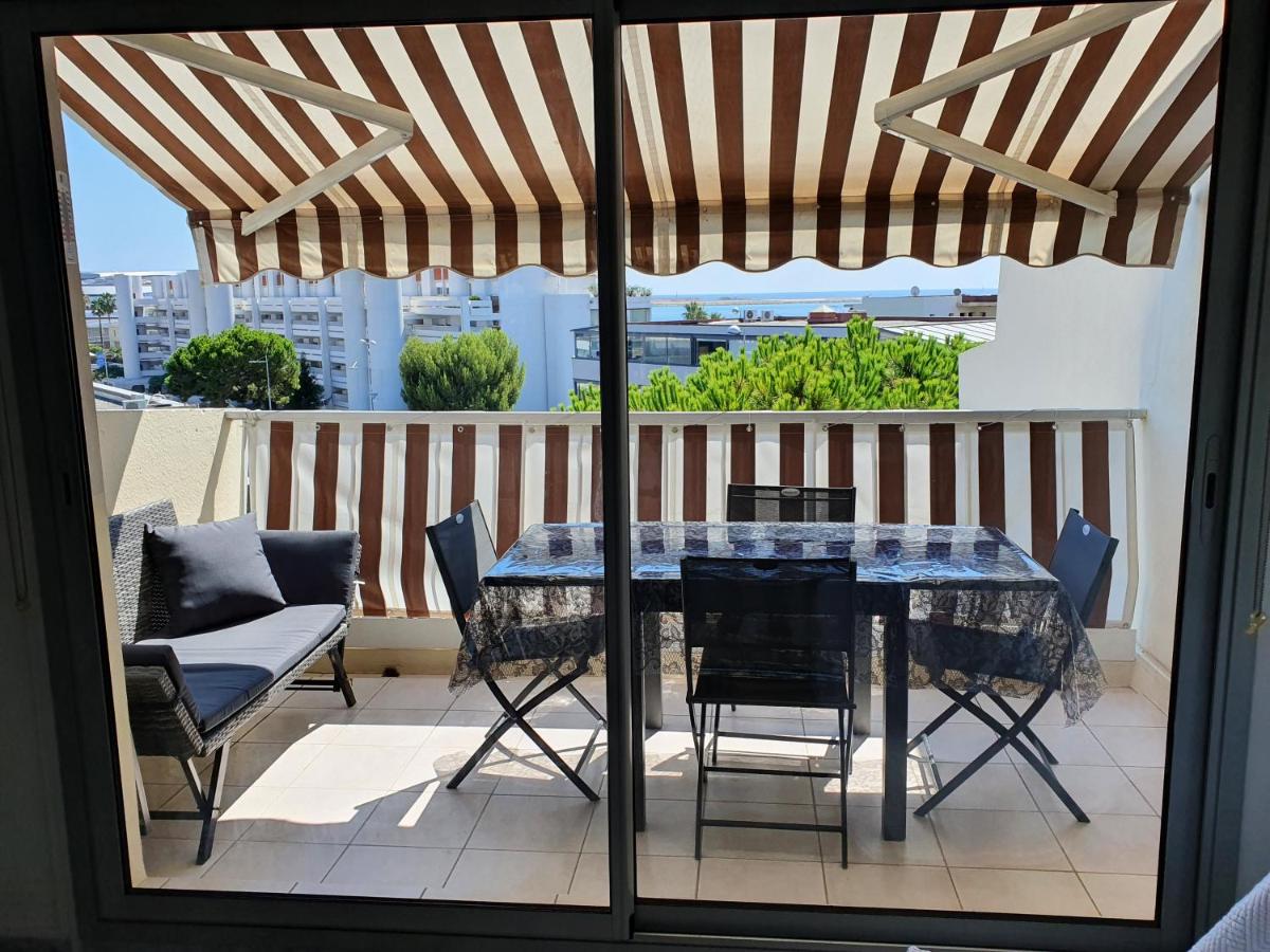 Superbe appartement plage SAINT-LAURENT DU VAR - Housity