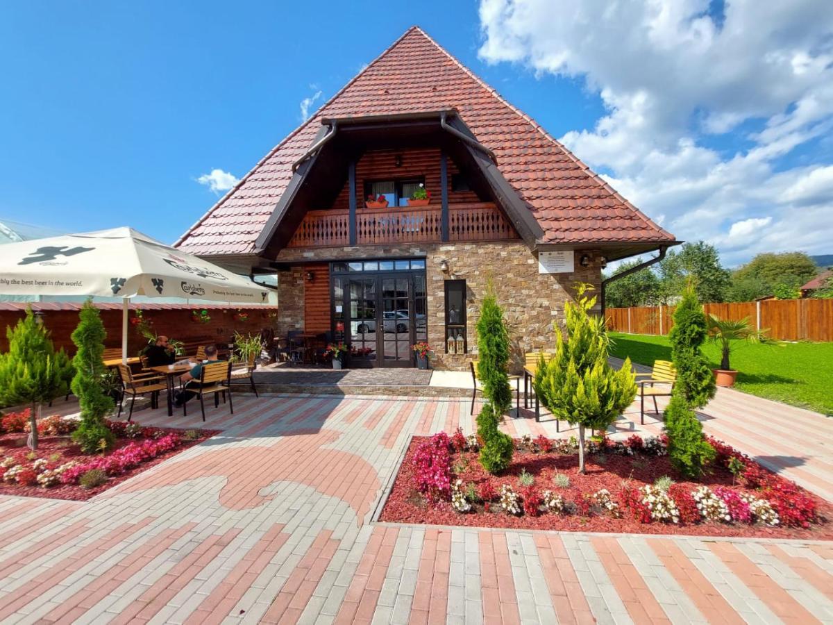 Piatra Soimului - Housity