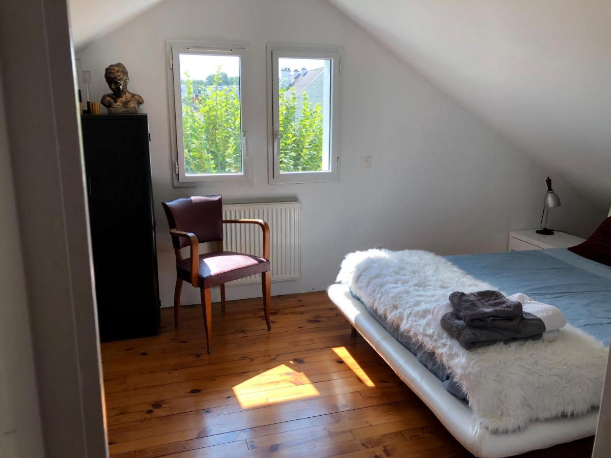 Suitetrails - Chambre hôtes nichée sous les toits