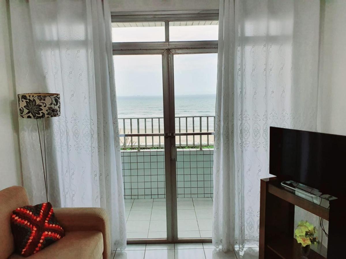 Suitetrails - Apartamento de frente para o mar Praia Grande SP