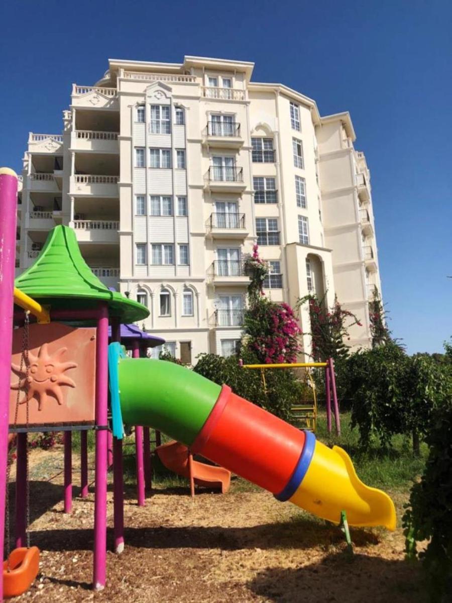 Watercastle Suites - Housity