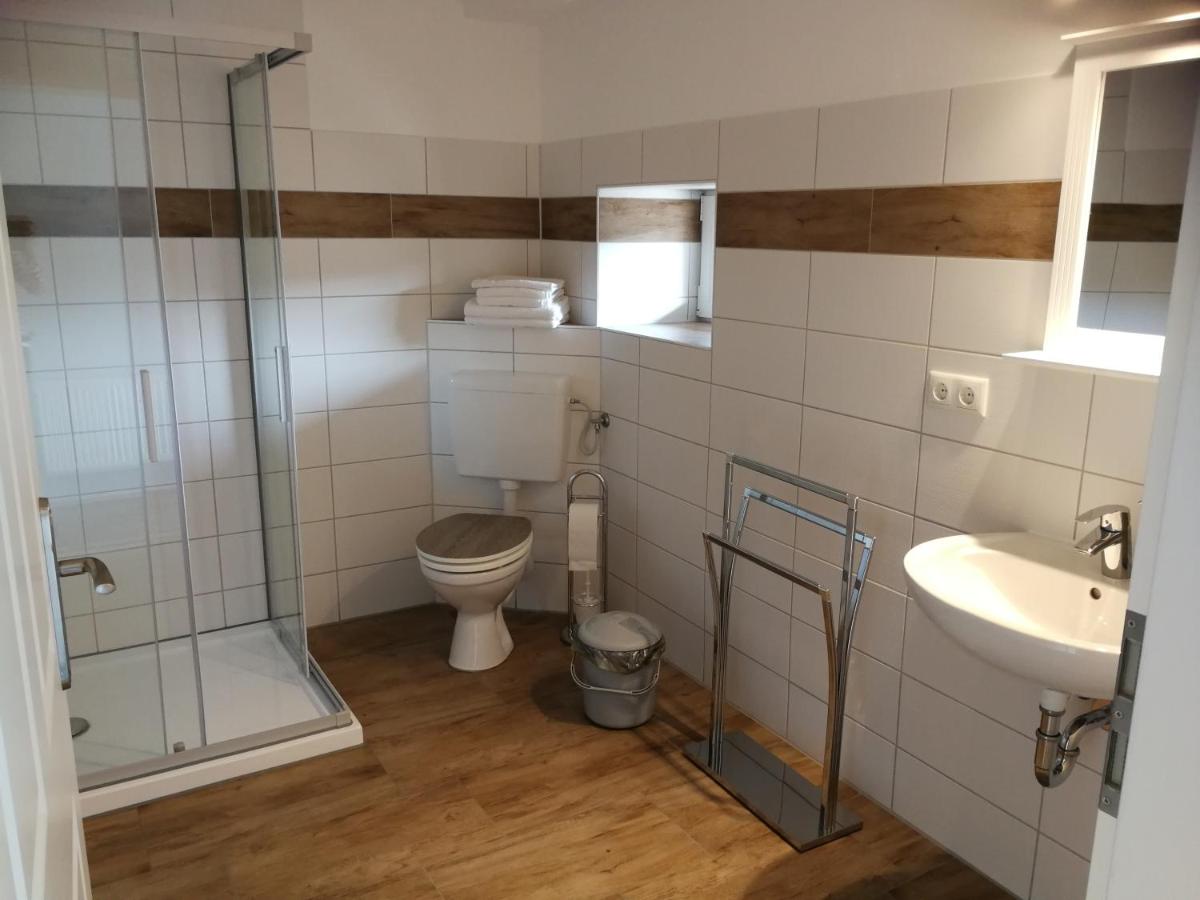 Pension Schlossblick Thallwitz - Housity