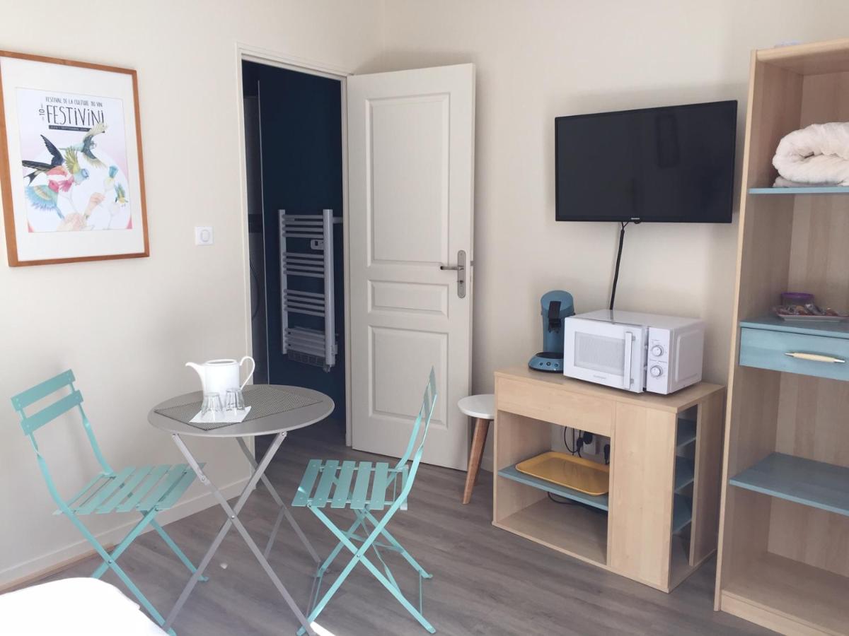 Chambre dans dépendance Maison de Ville + abri vélos - Housity