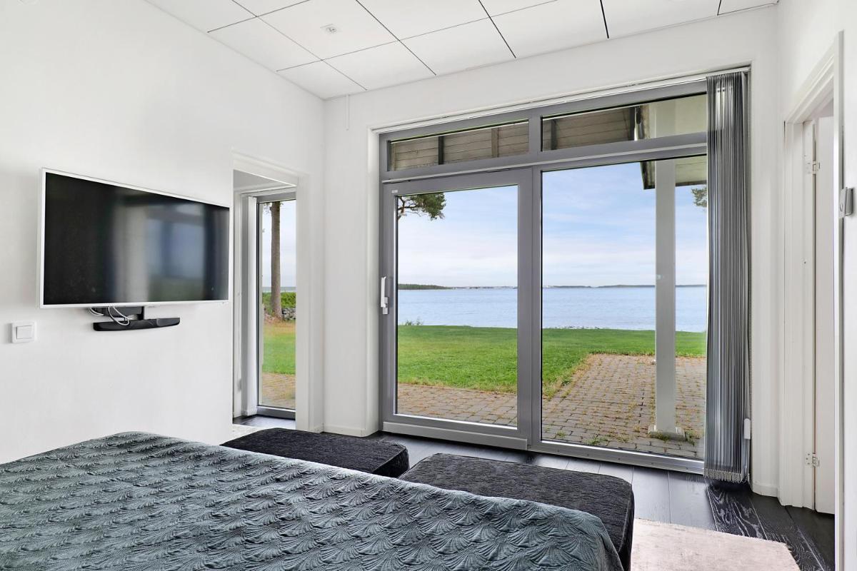 Suitetrails - Luxury modern 5BR beach House for Weekend Getaways near Piteå