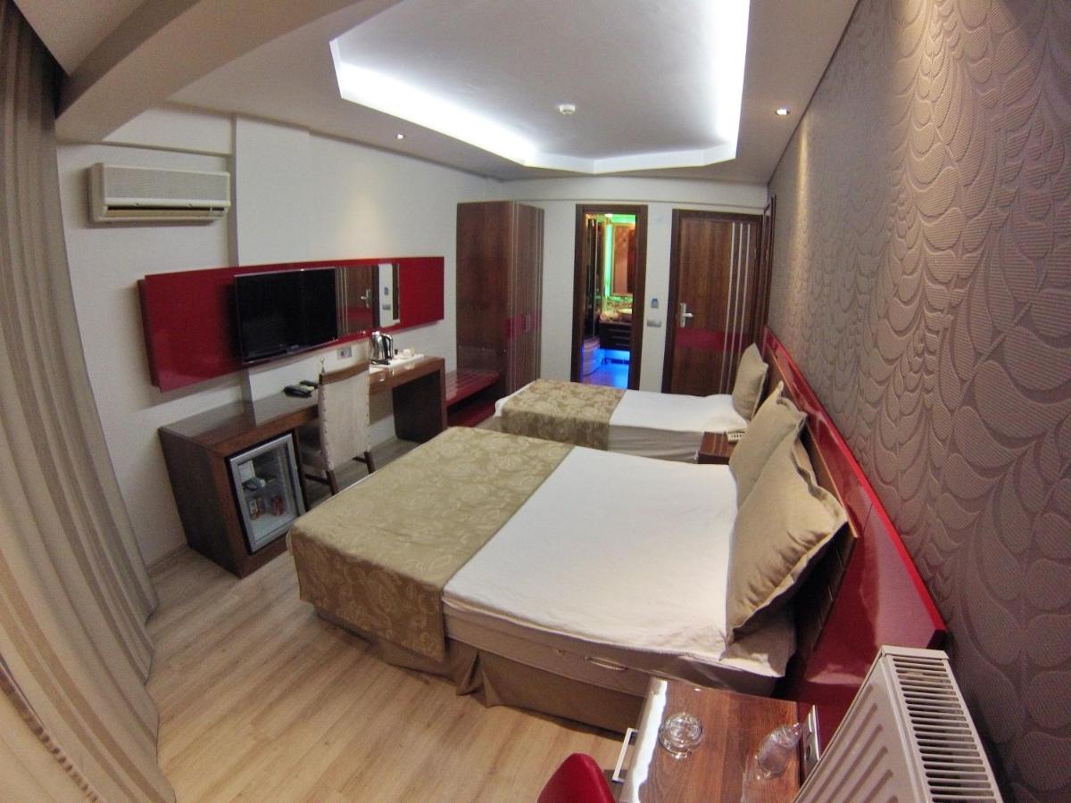 Suitetrails - Anil Hotel