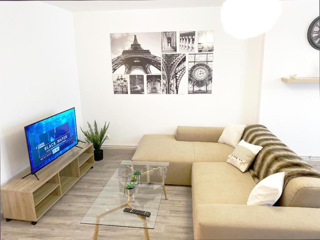 APPARTEMENT CHALEUREUX Wifi et parking gratuit - Housity