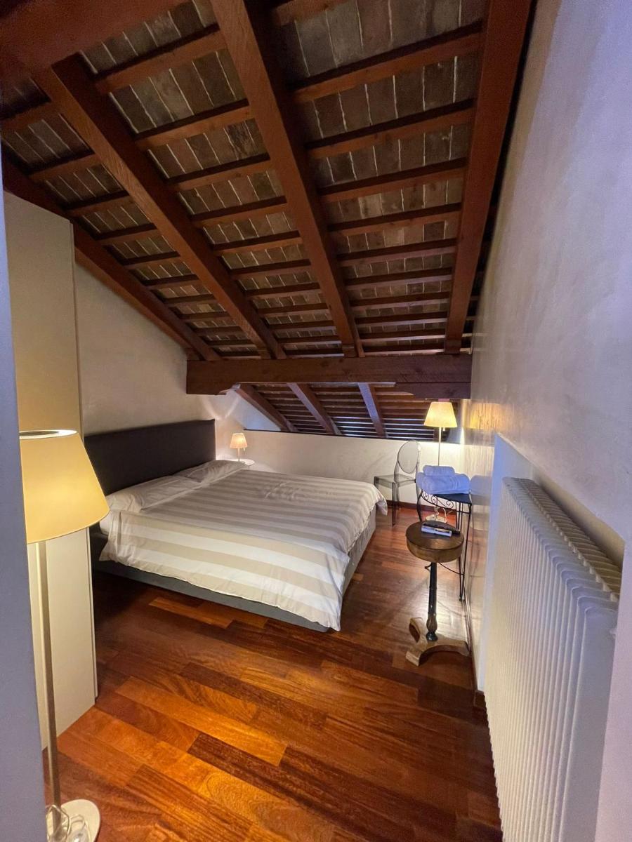 Suite301 by Palazzina300 - Hizvo
