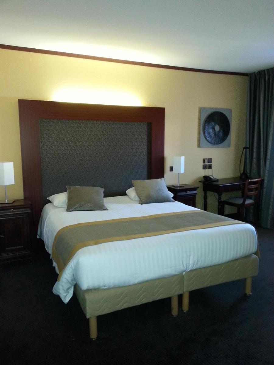 Suitetrails - Hotel De France